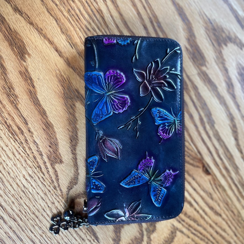 NWOT Multicolour Embossed Butterfly Wallet
